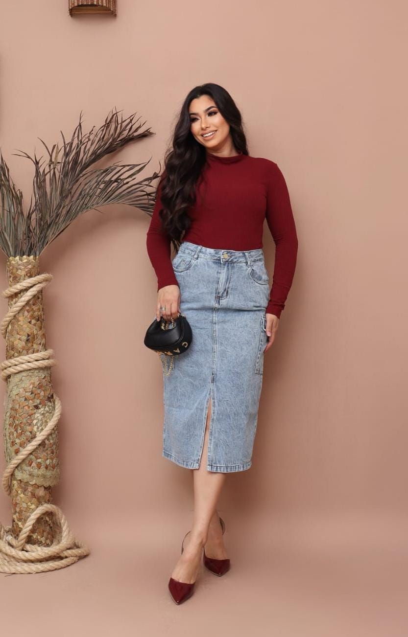 2628bb5c40f84ec1b77b70ae5c2f4495.jpg Saia Jeans Cargo Longa Feminina Com Abertura e Bolsos Moda Cristã Evangélica