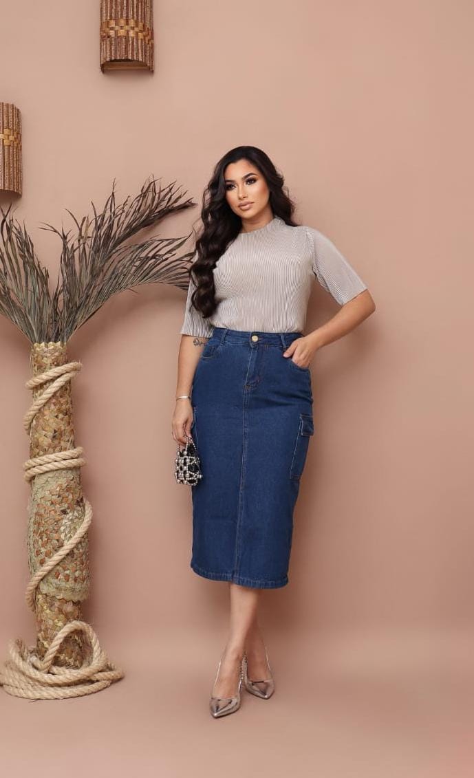 33e204272dab10f009cbb5ac38d092d1.jpg Saia Jeans Cargo Azul Escuro Com Fenda e Bolsos Evangélica