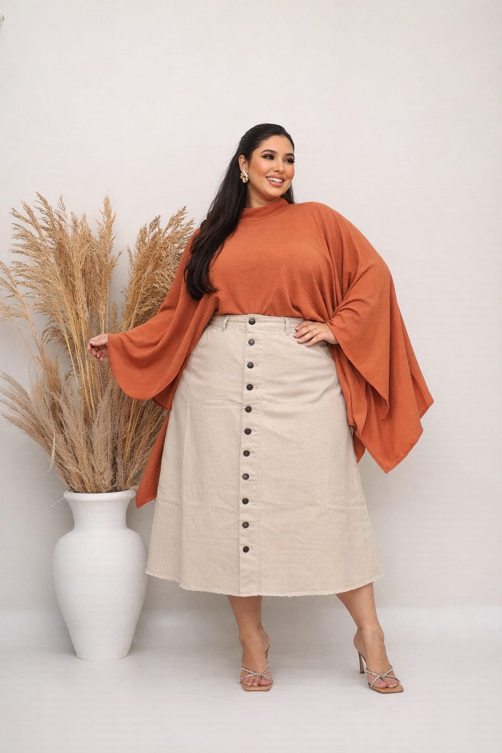 36d067e2bec18dadd9ba7337af8bcf15.jpg Saia Jeans Longa Plus Size Feminina Cintura Alta Evagelica Cor Creme 50 ao 54 Sem Lycra