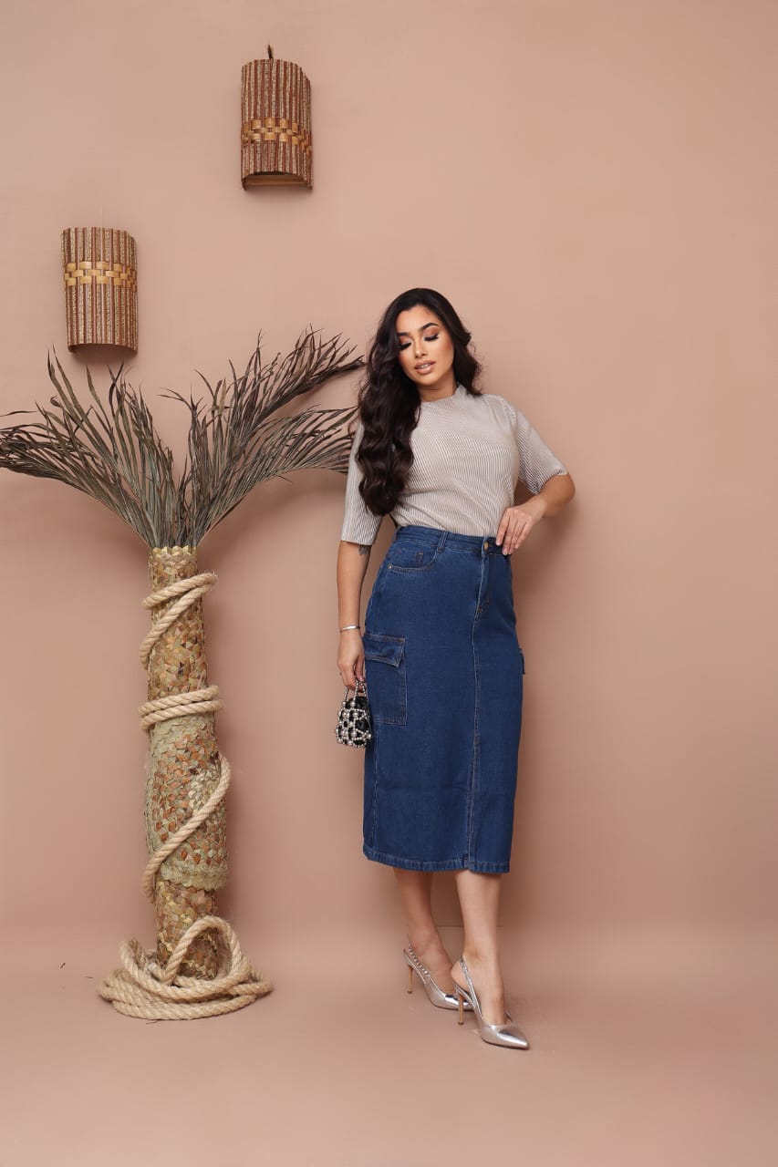 44019749036add88c811ab148da9b399.jpg Saia Jeans Cargo Azul Escuro Com Fenda e Bolsos Evangélica - Imagem 3