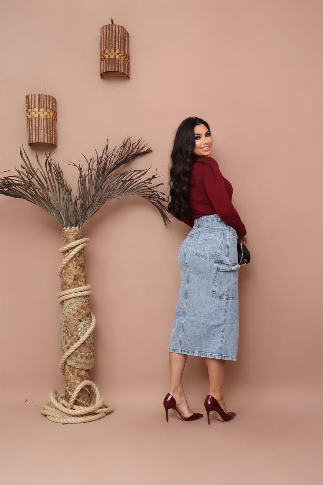 7bdbb878d74dae5728413fd0d8822cc2.jpg Saia Jeans Cargo Longa Feminina Com Abertura e Bolsos Moda Cristã Evangélica - Imagem 3